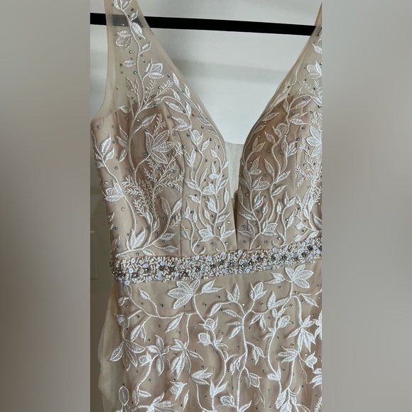 Fleurette Bridal Gown - Picture 5 of 11